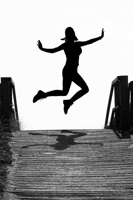 undefinedПроверьте культурное соответствие.</strong> Исполнитель должен гармонично вписываться в команду и разделять ценности компании. Общие принципы работы улучшат совместное взаимодействие.»></p>
<p><em>Убедитесь в наличии мотивации.</em> Обсудите ожидания исполнителя, его амбиции и цели. Это помогает выбрать человека, который будет предан делу и проявит инициативу.</p>
<p><img decoding=